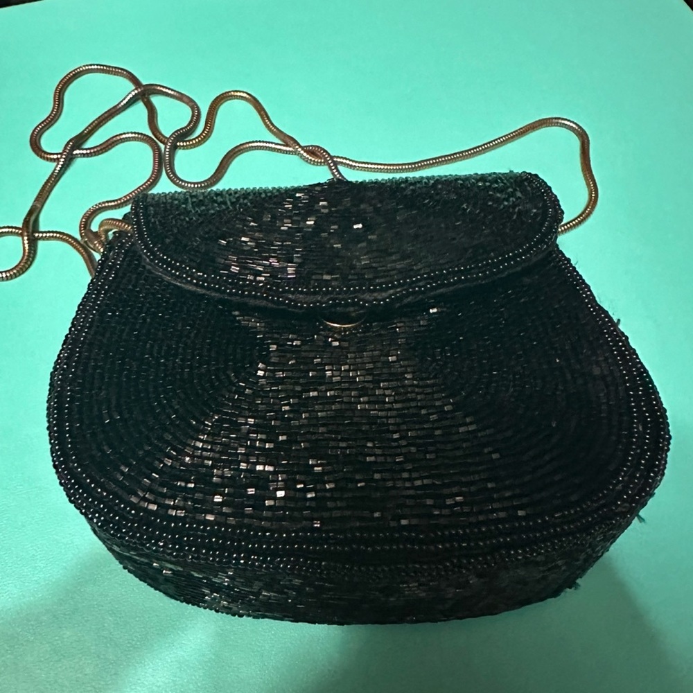 Three clutches - Picture 2 of 3